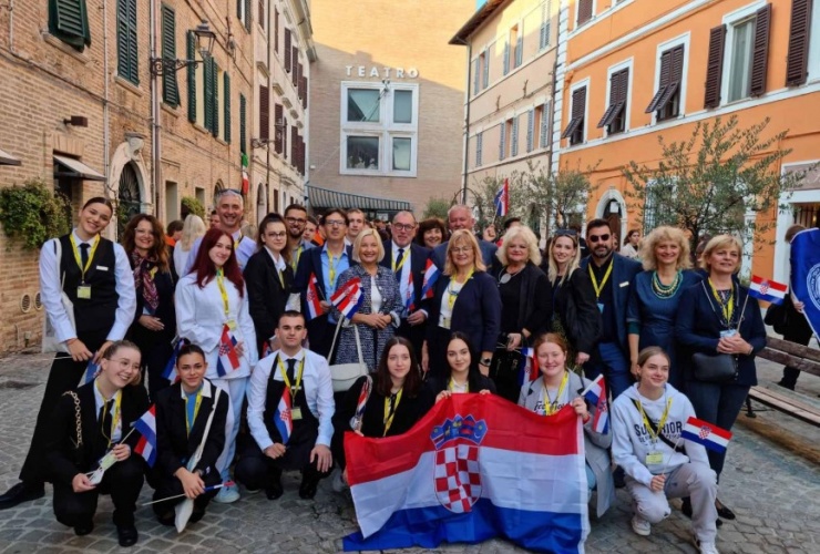 AEHT 35th conference & competition