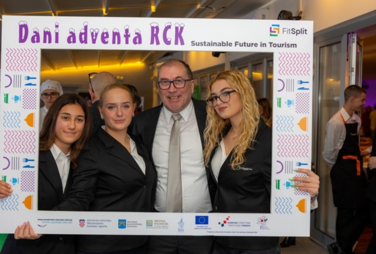 Dani adventa RCK FitSplit